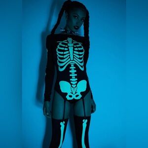 Voodoo Glow Skull Halloween Costume